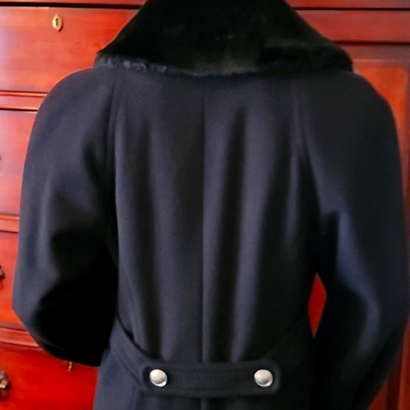 NINA RICCI Paris Overcoat - Picture 6 of 16